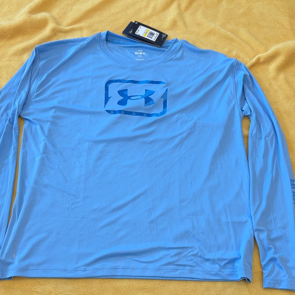 BNWT Women’s Under Armour Long Sleeve Tee Size M
